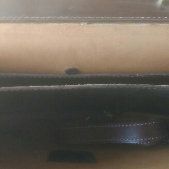 Thick Heavy Hand Tooled Leather Messenger Brief - Picture 7 of 12